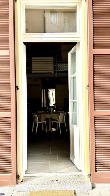 Duomo Modern Loft 100Mt From Duomo And Lake โกโม ภายนอก รูปภาพ